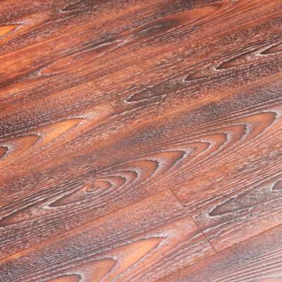 8MM V GROOVE ANTIQUE OAK LAMINATE FLOORING PALLET DEAL